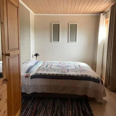 Sandve Guest house *