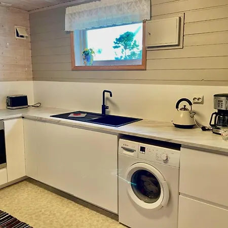 Sandve Guest house *